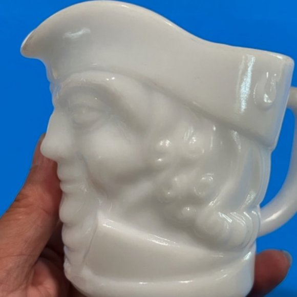 Vintage Federal white Milk Glass toby pitcher creamer - Picture 2 of 3